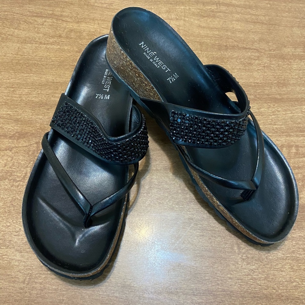 Nine‎ West cross cover women’s sandals 7.5M